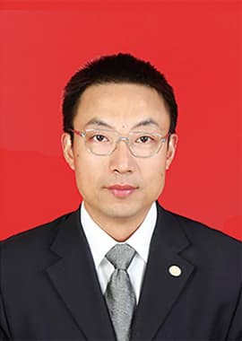 张伟